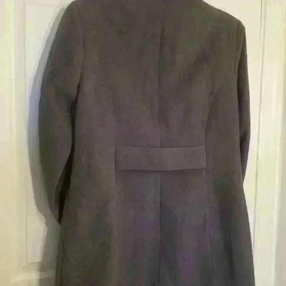Small Gray Faded glory wool coat, length 28" and P2P length is 19" - Picture 5 of 12